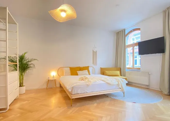 Gemuetliches I Digitaler Check-in I Hbf